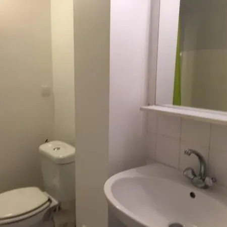 Appartement Arghitzea : Studio Avec Piscine Entre Et Anglet 1 *